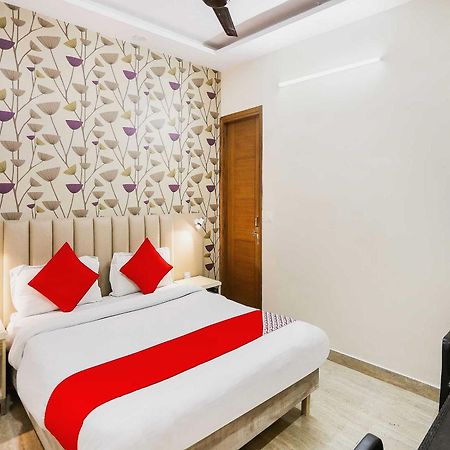 Hotel O Hotel Paradise Indraprastha Extérieur photo