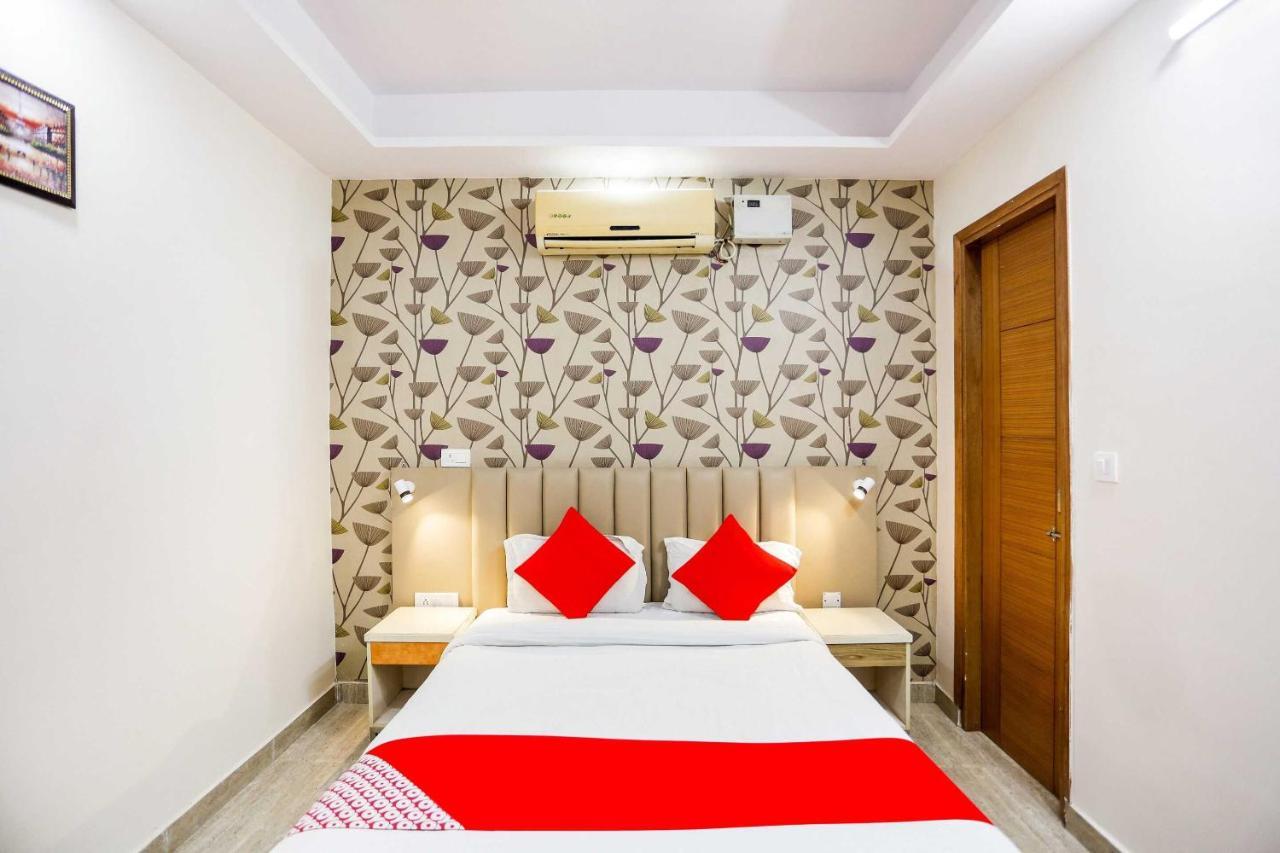 Hotel O Hotel Paradise Indraprastha Extérieur photo