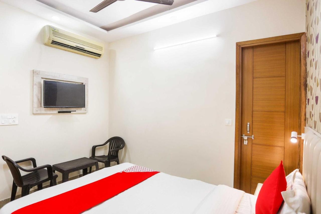 Hotel O Hotel Paradise Indraprastha Extérieur photo