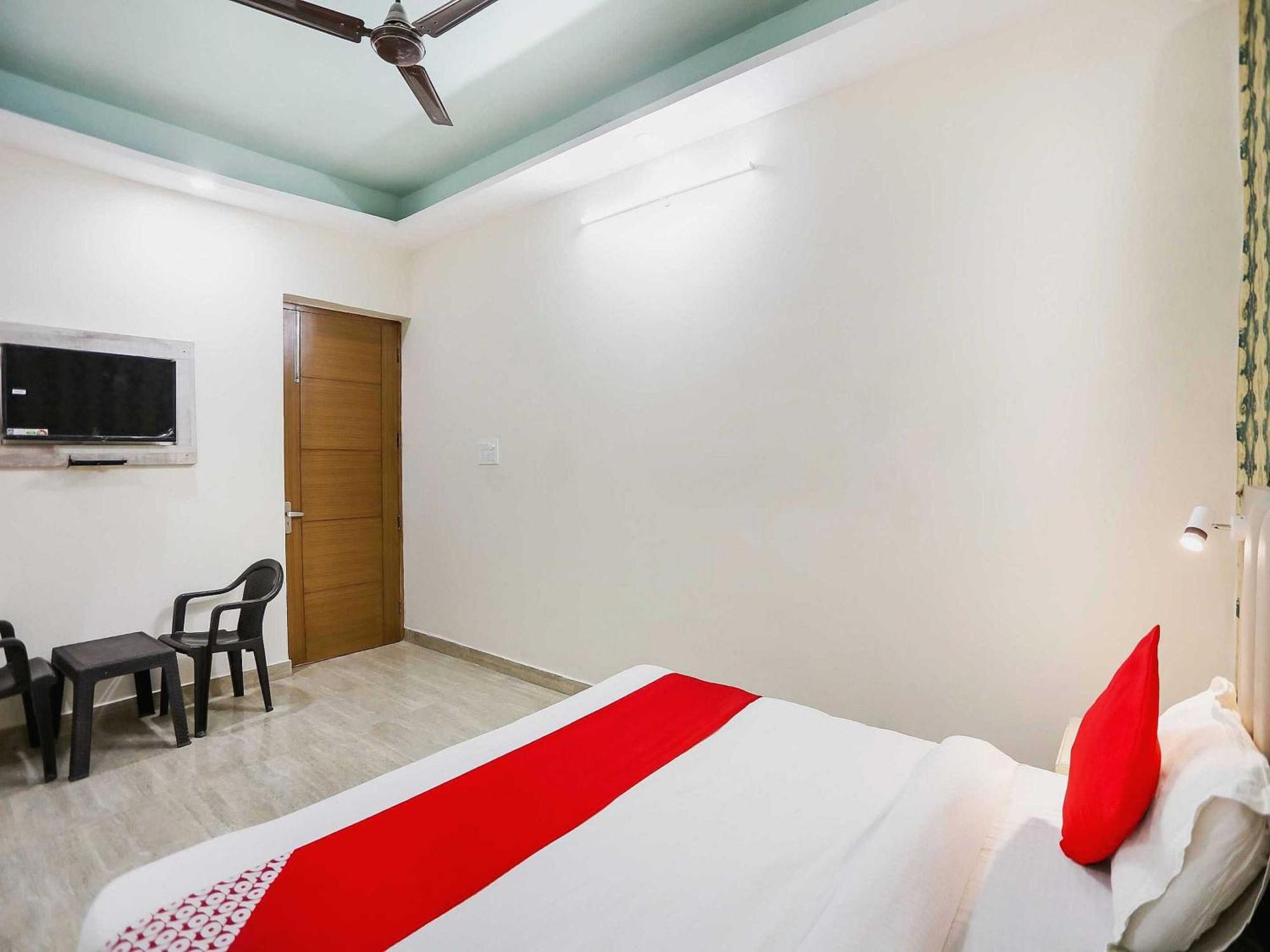 Hotel O Hotel Paradise Indraprastha Extérieur photo